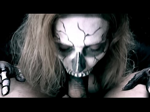 ❤️ Demonska djevojka siše kurac svojim crnim ustima i guta spermu. ❌ Porno vk kod nas bs.storestarbucks.top ❤